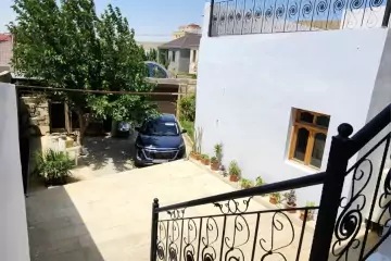 Satılır Həyət Evi Lökbatanda