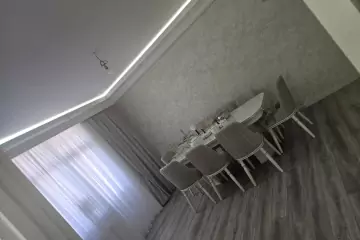 Satılır Yeni Tikili Bakıxanovda