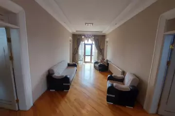 Satılır Həyət Evi Novxanıda