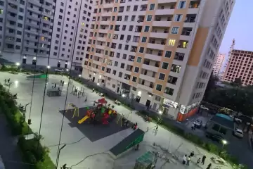 Satılır Köhnə Tikili Nəsimi Bazarında
