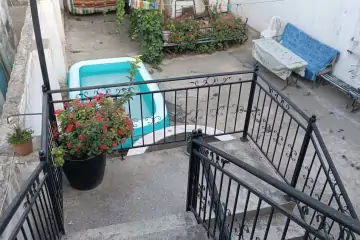 Satılır Həyət Evi Bülbülədə
