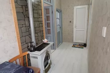 Satılır Həyət Evi Bülbülədə
