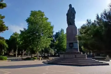 Satılır Yeni Tikili İçərişəhərdə