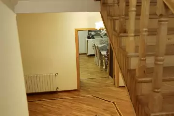 Satılır Həyət Evi Bakı Kinoteatrıda