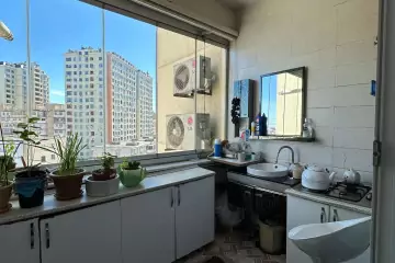 Satılır Yeni Tikili Elmler Akademiyasıda