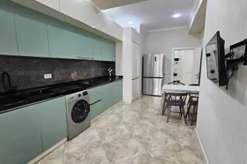 Aylıq Kirayə Yeni Tikili Elmler Akademiyasıda