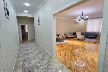 Aylıq Kirayə Yeni Tikili Elmler Akademiyasıda