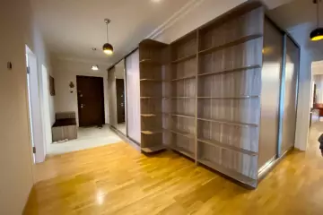 Aylıq Kirayə Yeni Tikili Ağ şəhər Kompleksində