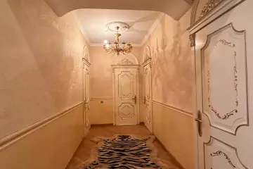 Satılır Yeni Tikili Elmler Akademiyasıda