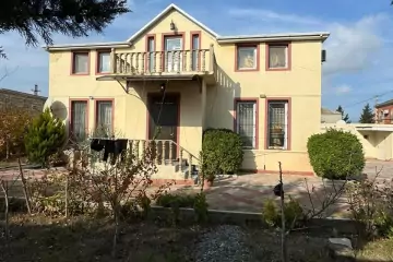 Satılır Həyət Evi Buzovnada