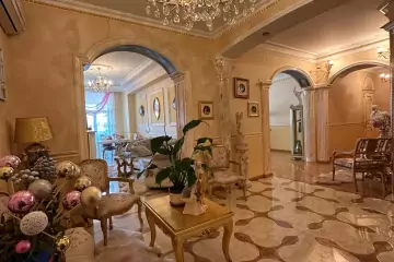 Satılır Yeni Tikili Elmler Akademiyasıda