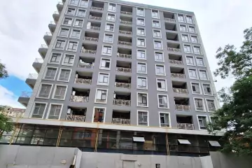Satılır Yeni Tikili şərq Bazarında