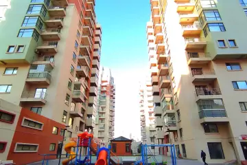 Satılır Yeni Tikili Yasamalda