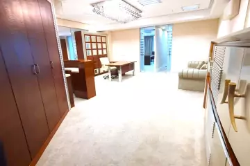 Satılır Ofis Ağ şəhər Kompleksində