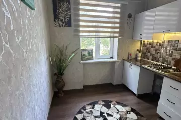 Satılır Köhnə Tikili Nərimanov Parkı