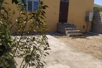 Satılır Həyət Evi Hövsanda