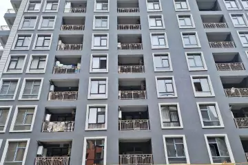 Satılır Yeni Tikili şərq Bazarında
