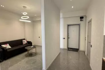 Satılır Yeni Tikili Ağ şəhər Kompleksində