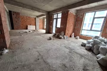 Satılır Yeni Tikili şərq Bazarında