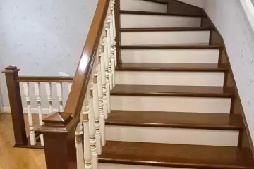 Satılır Bağ Evi Novxanıda