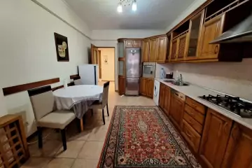 Satılır Yeni Tikili Rusiya Səfirliyida