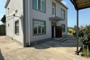 Satılır Həyət Evi Goradildə