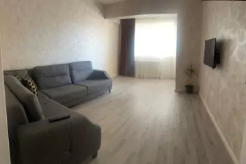 Aylıq Kirayə Yeni Tikili 8-ci Kilometrdə