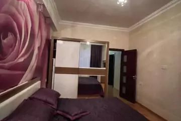 Satılır Yeni Tikili Elmler Akademiyasıda