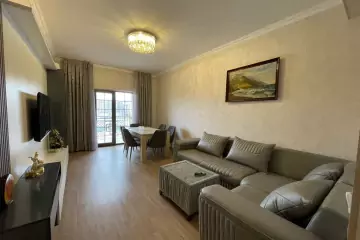 Aylıq Kirayə Yeni Tikili şərq Bazarında