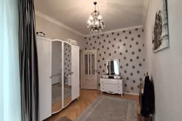 Satılır Yeni Tikili Tbilisi Prospektida