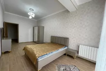 Aylıq Kirayə Yeni Tikili şərq Bazarında