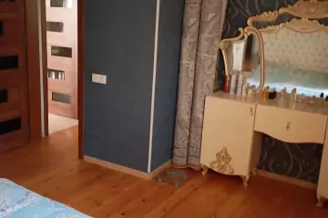 Satılır Həyət Evi Zabrat Qəsəbəsida
