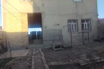 Satılır Həyət Evi Atyalıda