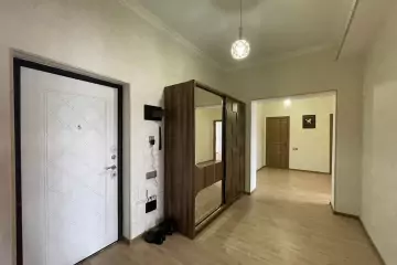 Aylıq Kirayə Yeni Tikili şərq Bazarında