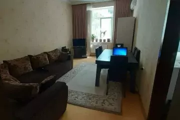 Satılır Köhnə Tikili Nəsimi Bazarında