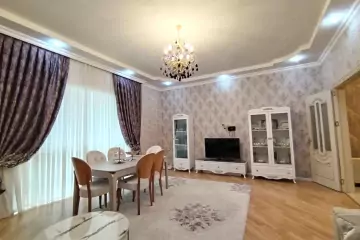 Satılır Yeni Tikili Tbilisi Prospektida