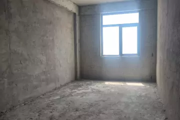 Satılır Yeni Tikili Nəsimi Bazarında