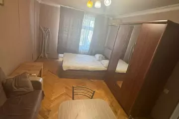 Satılır Köhnə Tikili Beşmərtəbədə