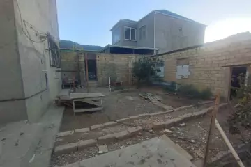 Satılır Həyət Evi Atyalıda