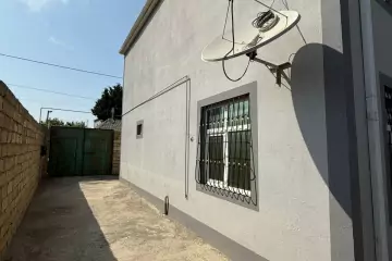Satılır Həyət Evi Goradildə