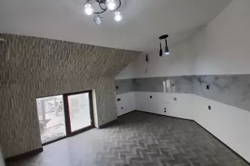 Satılır Yeni Tikili 8-ci Kilometrdə