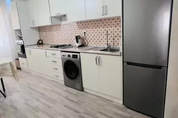 Aylıq Kirayə Yeni Tikili 8-ci Kilometrdə