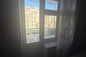 Satılır Köhnə Tikili Beşmərtəbədə