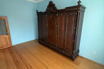 Satılır Həyət Evi Goradildə