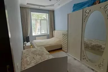 Satılır Köhnə Tikili Nəsimi Bazarında