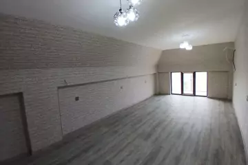 Satılır Yeni Tikili 8-ci Kilometrdə