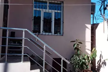 Satılır Həyət Evi Biləcəridə