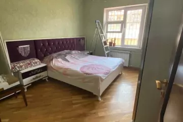 Satılır Köhnə Tikili Biləcəridə