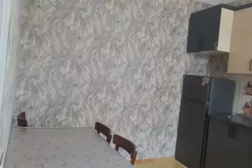 Aylıq Kirayə Həyət Evi Binədə
