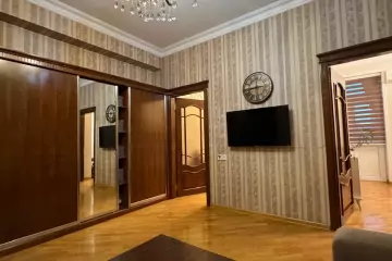 Satılır Yeni Tikili Yeni Yasamalda